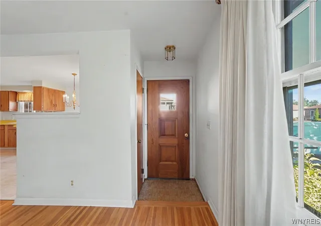 Photo 4 of Sale Pending at 298 Lydia Ln, Buffalo, NY 14225 | MLS# B1702908 | Listing updated on 2026-08-18
