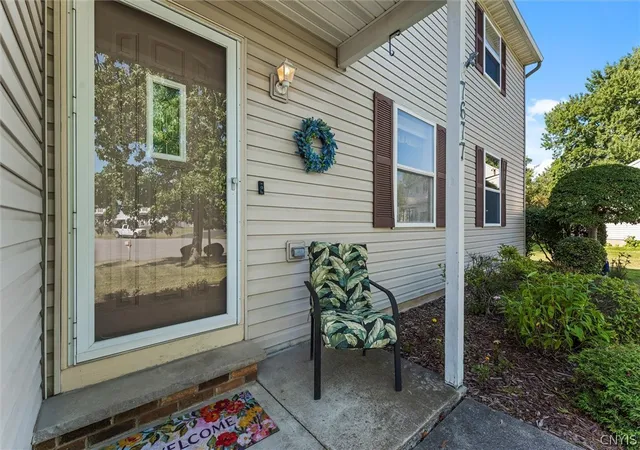 Photo 3 of Sale Pending at 7677 Glenview Dr, Syracuse, NY 13212 | MLS# S1704717 | Listing updated on 2026-08-20