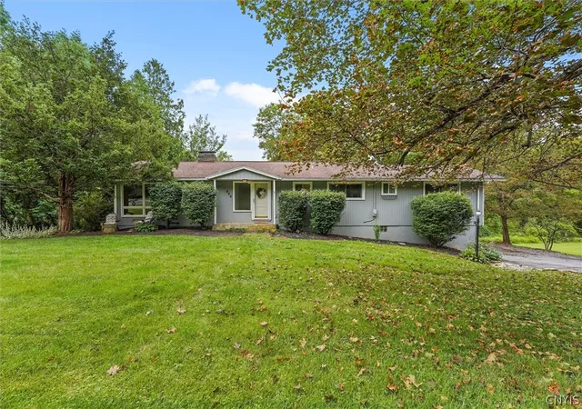 Photo 3 of Sale Pending at 406 Churchill Ln, Fayetteville, NY 13066 | MLS# S1703558 | Listing updated on 2026-08-26