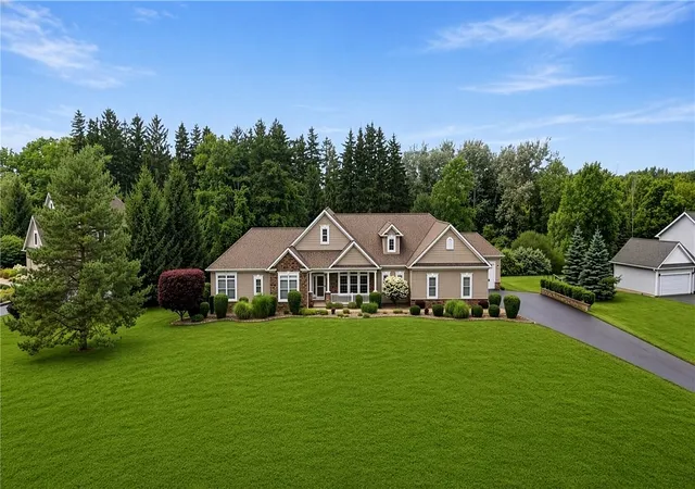Photo 2 of Sale Pending at 11 Ashland Oaks Cir, Spencerport, NY 14559 | MLS# R1699372 | Listing updated on 2026-08-28