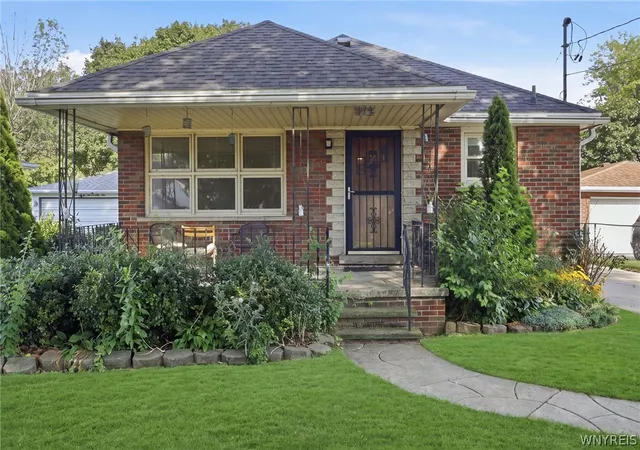 Photo 3 of Sale Pending at 415 73rd Street, Niagara Falls, NY 14304 | MLS# B1704678 | Listing updated on 2026-08-20