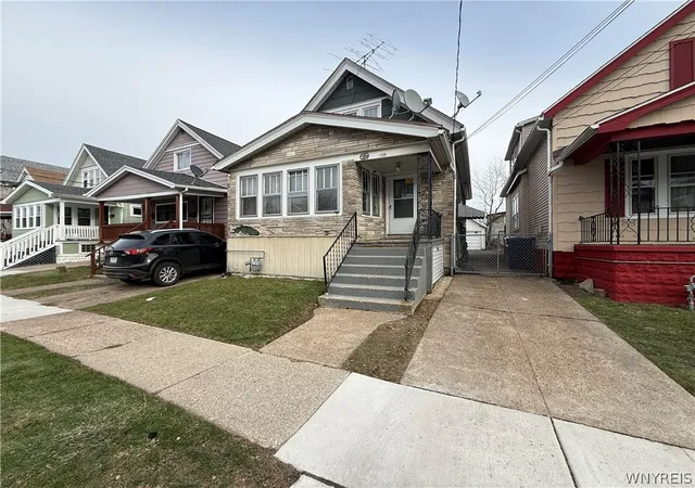 Photo 2 of Single family home for sale at 139 Freund St, Buffalo, NY 14215 | MLS# B1702947 | Listing updated on 2026-08-31