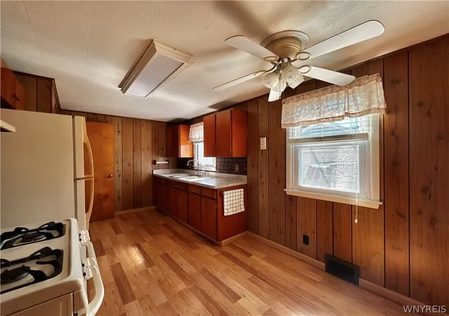 Photo 3 of Sale Pending at 68 Lyndale Ct, Buffalo, NY 14224 | MLS# B1704725 | Listing updated on 2026-08-18