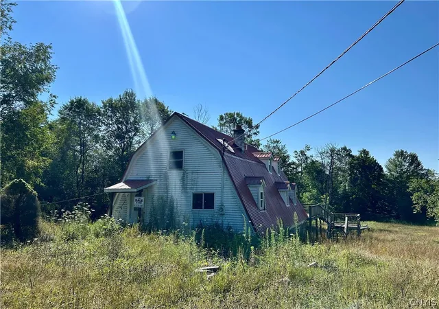Photo 1 of Single family home for sale at 8642 Elpis Rd, Cleveland, NY 13042 | MLS# S1704103 | Listing updated on 2026-09-21