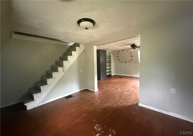 Photo 3 of Single family home for sale at 8642 Elpis Rd, Cleveland, NY 13042 | MLS# S1704103 | Listing updated on 2026-09-21