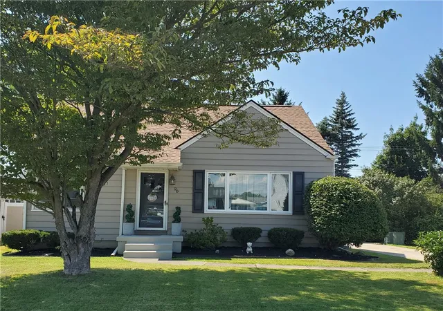 Photo 2 of Single family home for sale at 20 Emerald Dr, Buffalo, NY 14224 | MLS# R1704828 | Listing updated on 2026-08-06