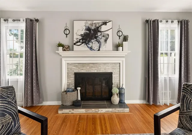 Photo 3 of Sale Pending at 9 Apollo Dr, Rochester, NY 14626 | MLS# R1704837 | Listing updated on 2026-09-09