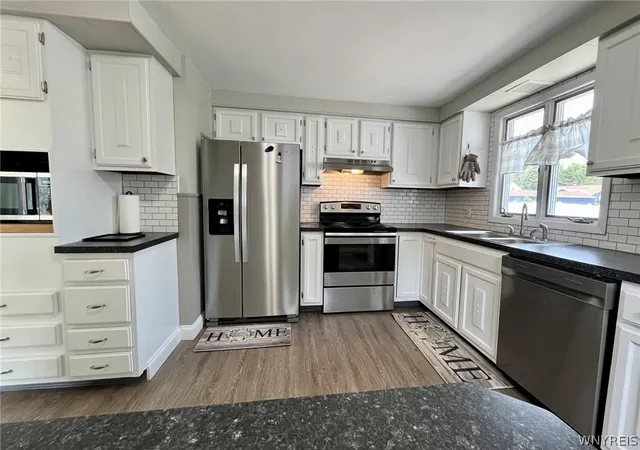 Photo 3 of Sale Pending at 101 Sharon Dr, Tonawanda, NY 14150 | MLS# B1704850 | Listing updated on 2026-09-11