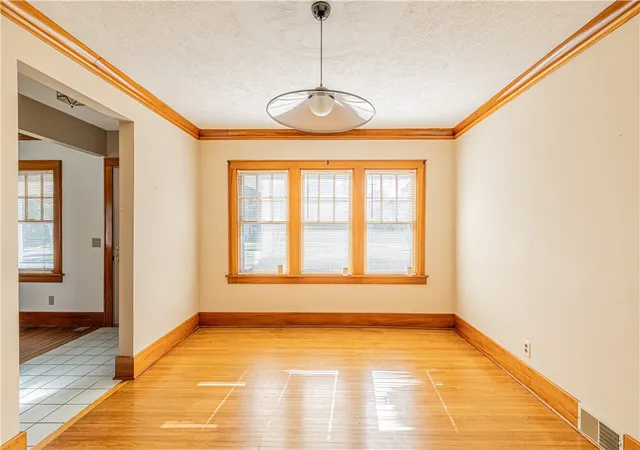 Photo 4 of Sale Pending at 2625 Dewey Ave, Rochester, NY 14616 | MLS# R1703374 | Listing updated on 2026-08-26