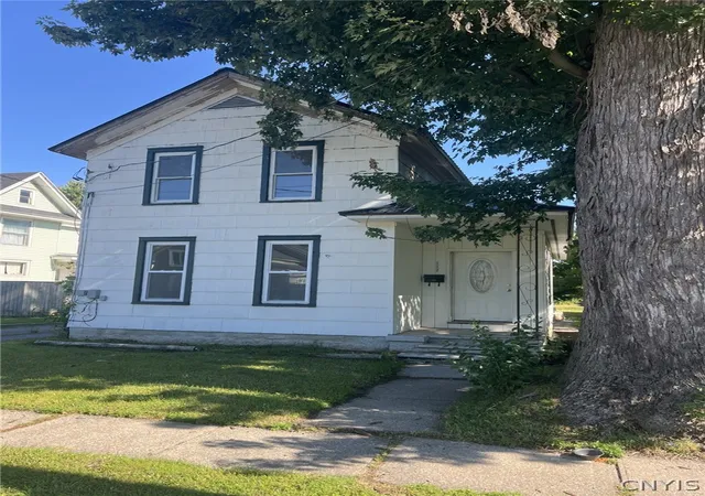 Photo 1 of Single family home for sale at 112 W Lynde St, Watertown, NY 13601 | MLS# S1704769 | Listing updated on 2026-09-12