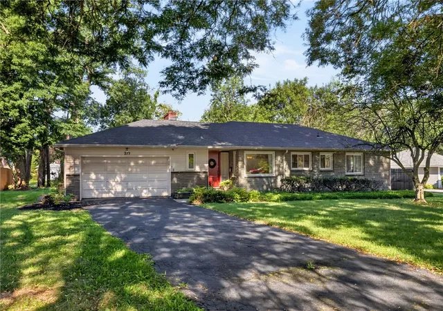 Photo 2 of Sale Pending at 275 Clover St, Rochester, NY 14610 | MLS# R1704820 | Listing updated on 2026-08-19