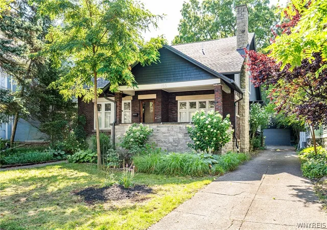 Photo 1 of Sale Pending at 155 Crescent Ave, Buffalo, NY 14214 | MLS# B1701399 | Listing updated on 2026-08-24