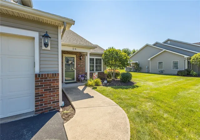 Photo 2 of Sale Pending at 26 Cloister Ln, Webster, NY 14580 | MLS# R1703928 | Listing updated on 2026-08-11