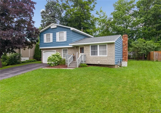 Photo 2 of Sale Pending at 4203 Orion Path, Liverpool, NY 13090 | MLS# S1704391 | Listing updated on 2026-08-10