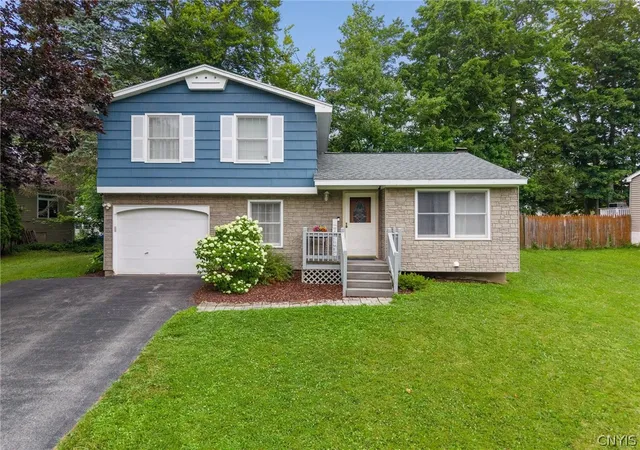 Photo 3 of Sale Pending at 4203 Orion Path, Liverpool, NY 13090 | MLS# S1704391 | Listing updated on 2026-08-10