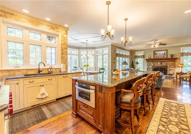 Photo 3 of Sale Pending at 15 Vineyard Hl, Fairport, NY 14450 | MLS# R1704342 | Listing updated on 2026-08-17