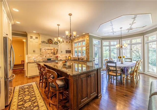 Photo 4 of Sale Pending at 15 Vineyard Hl, Fairport, NY 14450 | MLS# R1704342 | Listing updated on 2026-08-17