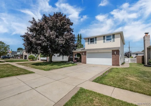 Photo 3 of Sale Pending at 74 S Transit Hl Dr, Depew, NY 14043 | MLS# B1704364 | Listing updated on 2026-08-08