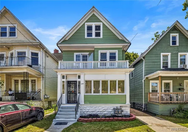 Photo 1 of Sale Pending at 185 Wakefield Ave, Buffalo, NY 14214 | MLS# B1704893 | Listing updated on 2026-09-02