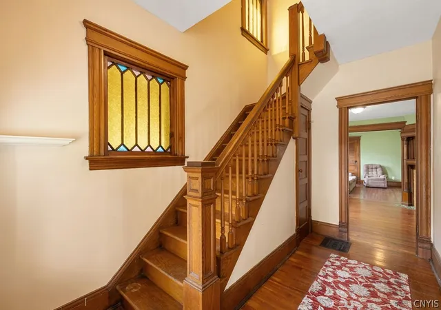 Photo 3 of Sale Pending at 301 N Main St, Minoa, NY 13116 | MLS# S1704394 | Listing updated on 2026-08-27