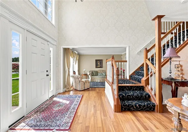 Photo 4 of Single family home for sale at 8304 Silver Fox Ct, Buffalo, NY 14221 | MLS# B1704293 | Listing updated on 2026-08-11
