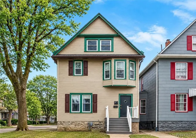 Photo 1 of Sale Pending at 390 W Delavan Ave, Buffalo, NY 14213 | MLS# B1704770 | Listing updated on 2026-09-14