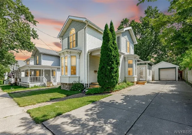 Photo 2 of Sale Pending at 139 Cottage St, Lockport, NY 14094 | MLS# B1704765 | Listing updated on 2026-08-17