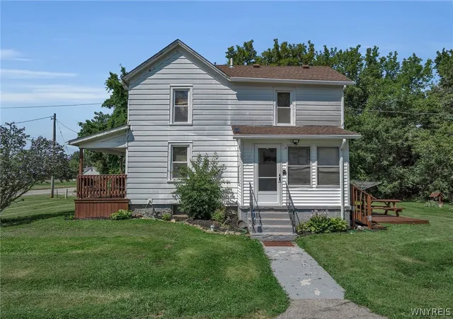 Photo 3 of Sale Pending at 6481 Hatter Rd, Newfane, NY 14108 | MLS# B1704702 | Listing updated on 2026-08-12