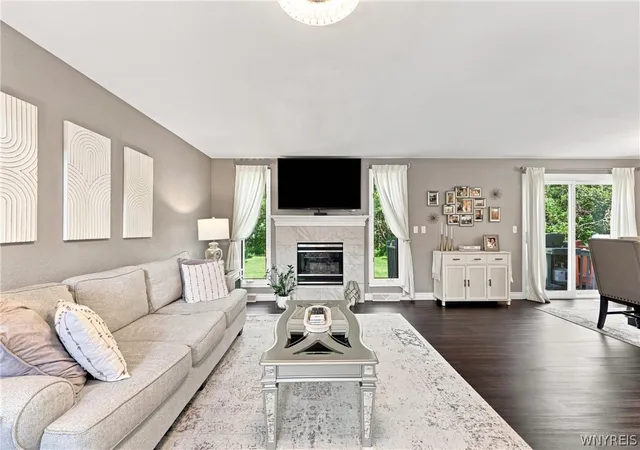 Photo 3 of Sale Pending at 5477 Village Sta Cir, Buffalo, NY 14221 | MLS# B1704778 | Listing updated on 2026-08-13