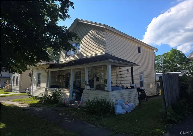 Multi family home for sale at 81 Elizabeth St, Auburn, NY 13021 | MLS# S1704553