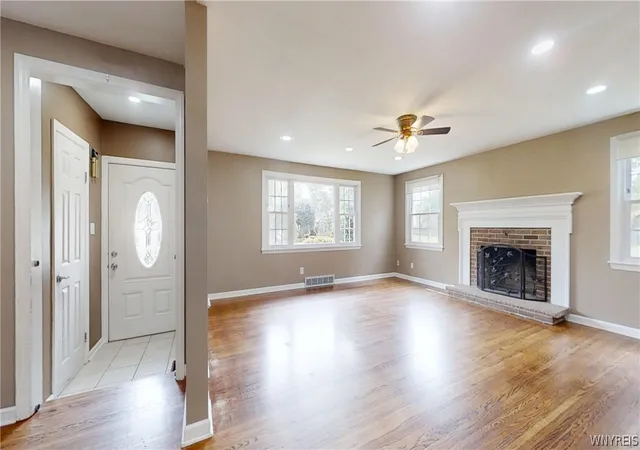 Photo 4 of Single family home for sale at 163 Park Forest Dr, Buffalo, NY 14221 | MLS# B1704658 | Listing updated on 2026-09-15