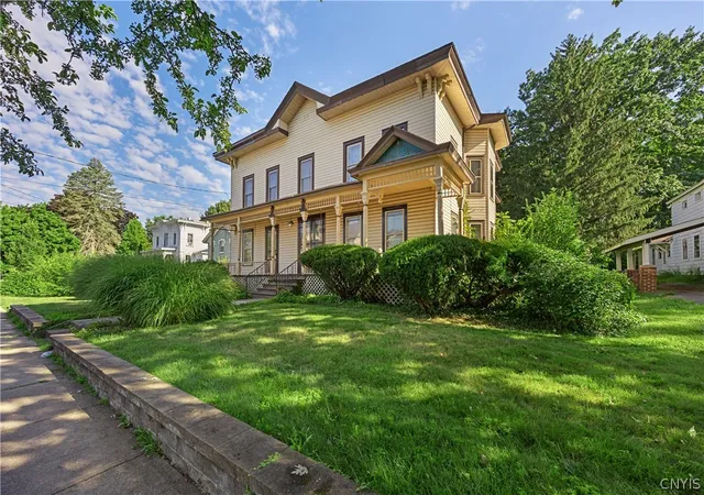 Photo 1 of Sale Pending at 36 W Genesee St, Baldwinsville, NY 13027 | MLS# S1701889 | Listing updated on 2026-08-21
