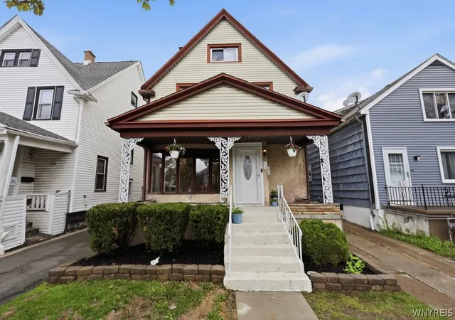 Photo 1 of Sale Pending at 32 Euclid Ave, Kenmore, NY 14217 | MLS# B1704944 | Listing updated on 2026-08-28