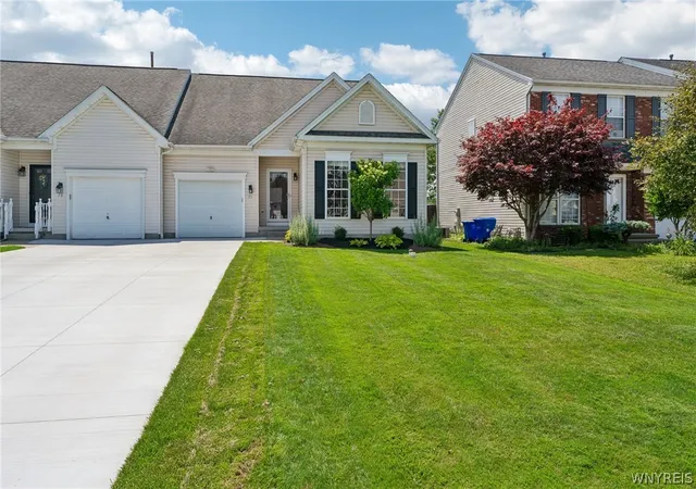 Photo 2 of Sale Pending at 71 Carla Ln, Buffalo, NY 14224 | MLS# B1704951 | Listing updated on 2026-09-11