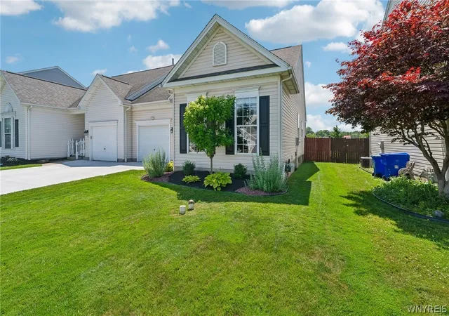 Photo 3 of Sale Pending at 71 Carla Ln, Buffalo, NY 14224 | MLS# B1704951 | Listing updated on 2026-09-11