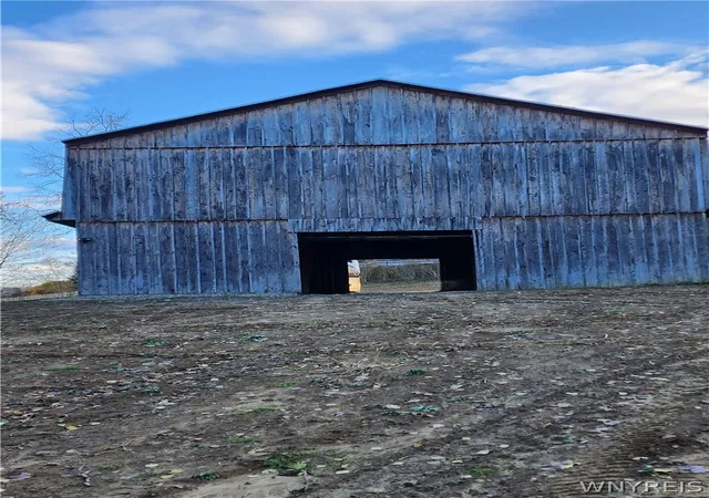 Photo 3 of Single family home for sale at 4013 Route 380, Jamestown, NY 14701 | MLS# B1703473 | Listing updated on 2026-08-06