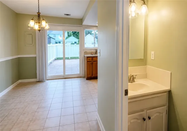 Photo 4 of Condo for sale at 145 Windsorshire Dr, Rochester, NY 14624 | MLS# R1705059 | Listing updated on 2026-08-27