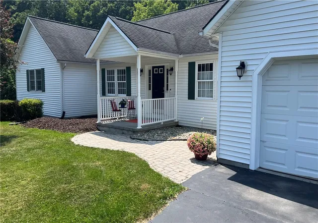 Photo 1 of Sale Pending at 5387 Anvil Dr, Camillus, NY 13031 | MLS# R1705084 | Listing updated on 2026-09-09
