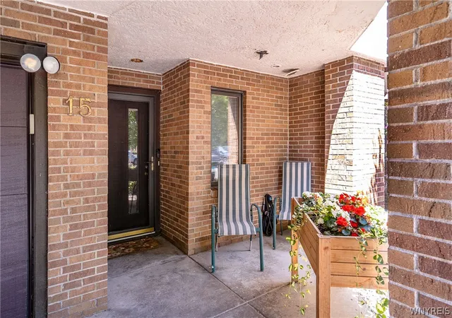 Photo 3 of Condo for sale at 15 Harbour Pointe, Buffalo, NY 14202 | MLS# B1704813 | Listing updated on 2026-08-29