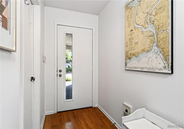 Listing Photo 4 - Condo for sale in building located at 15 Harbour Pointe, Buffalo, NY 14202