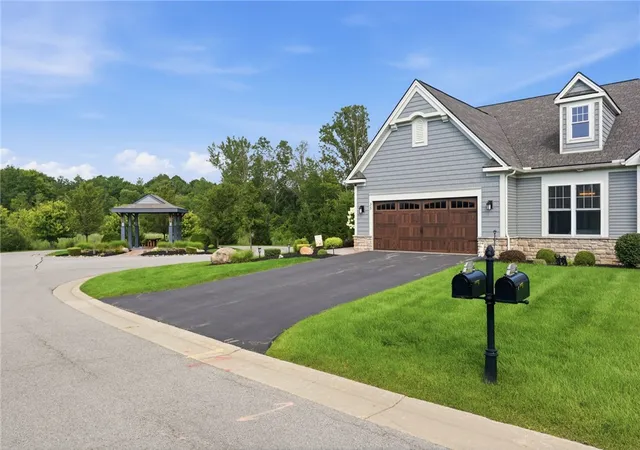 Photo 3 of Sale Pending at 35 Greenpoint Trl, Pittsford, NY 14534 | MLS# R1704972 | Listing updated on 2026-08-19