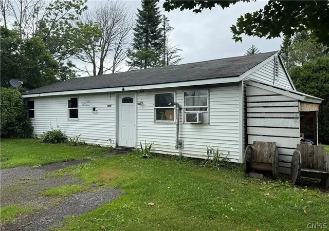 Photo 3 of Sale Pending at 4610 Francis Rd, Cazenovia, NY 13035 | MLS# S1704191 | Listing updated on 2026-08-12
