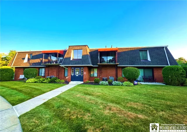 Photo 2 of Condo for sale at 43b Foxberry Dr, Getzville, NY 14068 | MLS# R1705160 | Listing updated on 2026-09-05