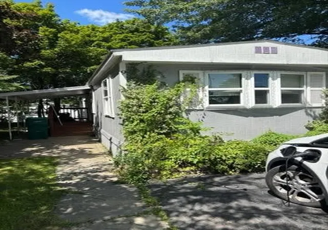 Photo 1 of Manufactured home for sale at 9 Parkview Dr, Avon, NY 14414 | MLS# R1705188 | Listing updated on 2026-08-17