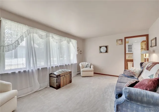 Photo 3 of Sale Pending at 2579 Niagara Rd, Niagara Falls, NY 14304 | MLS# B1704805 | Listing updated on 2026-08-18