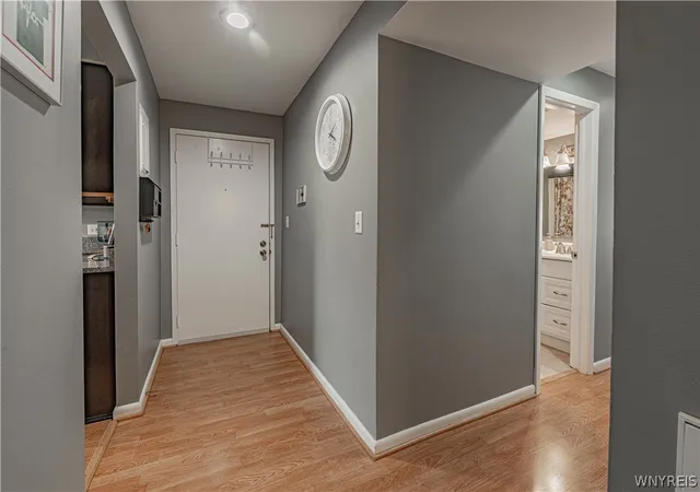Photo 4 of Sale Pending at 9 Southcreek Ct #D, East Amherst, NY 14051 | MLS# B1698023 | Listing updated on 2026-08-21