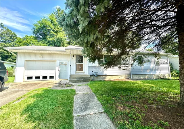Photo 1 of Sale Pending at 21 Speer Dr, Corning, NY 14830 | MLS# R1705234 | Listing updated on 2026-08-17