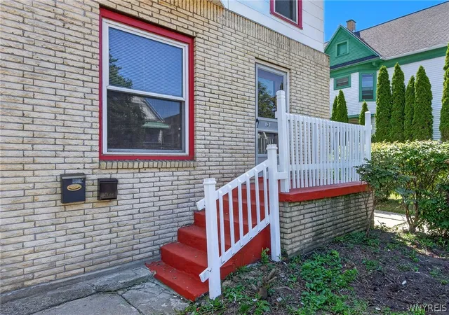 Photo 3 of Multi family home for sale at 509 Woodlawn Ave, Buffalo, NY 14208 | MLS# B1705223 | Listing updated on 2026-09-08