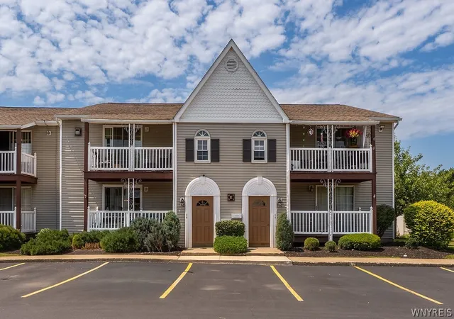 Photo 1 of Sale Pending at 400 West Ave #E3, West Seneca, NY 14224 | MLS# B1704403 | Listing updated on 2026-08-31