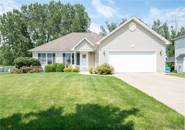 Photo 1 of Sale Pending at 16 Garnet Dr, Buffalo, NY 14227 | MLS# B1704390 | Listing updated on 2026-08-30